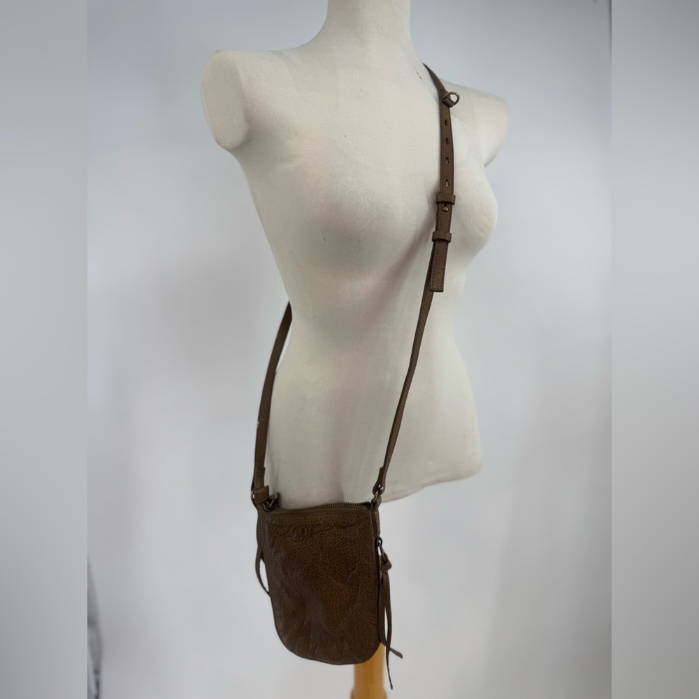 WE THE FREE FREE PEOPLE Leather Wyatt Travel Small Wallet Boho Crossbody - Picture 2 of 5
